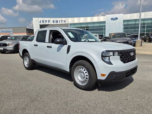 New 2026 Ford Maverick XL w/ Equipment Group 101A AWD/4WD image 32