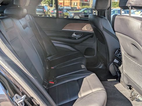 Certified 2025 Mercedes-Benz GLE 580 4MATIC image 37