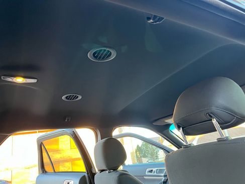 Used 2014 Ford Explorer XLT w/ Equipment Group 201A image 25