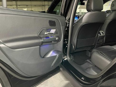 New 2026 Mercedes-Benz GLB 250 4MATIC image 17