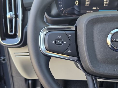 New 2026 Volvo XC40 B4 Plus w/ Protection Package Premier image 29