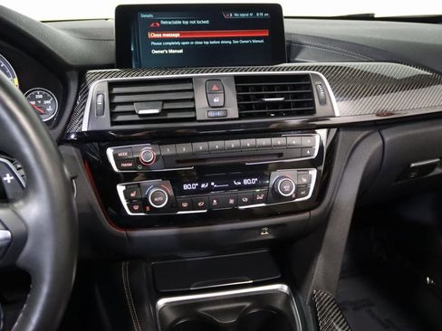 Used 2018 BMW M4 Convertible image 55