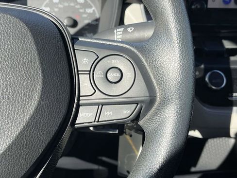 Used 2023 Toyota Corolla LE image 26