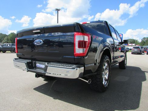 Used 2023 Ford F150 Lariat w/ Trailer Tow Package image 3