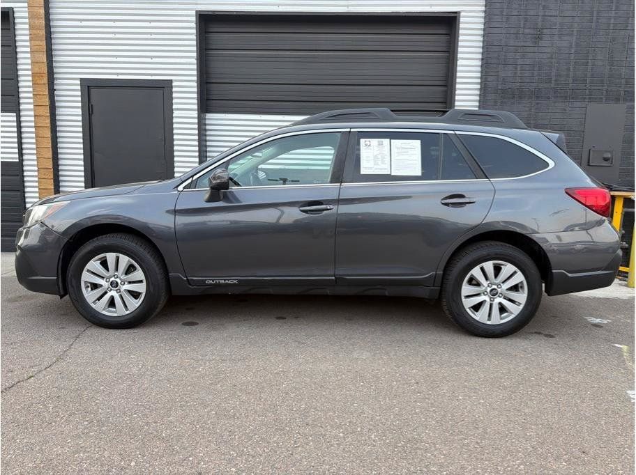Used 2019 Subaru Outback 2.5i Premium AWD/4WD image 7