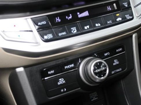 Used 2015 Honda Accord Touring image 19