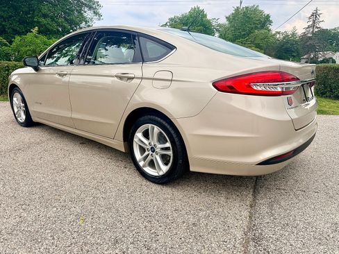 Used 2018 Ford Fusion S FWD image 6