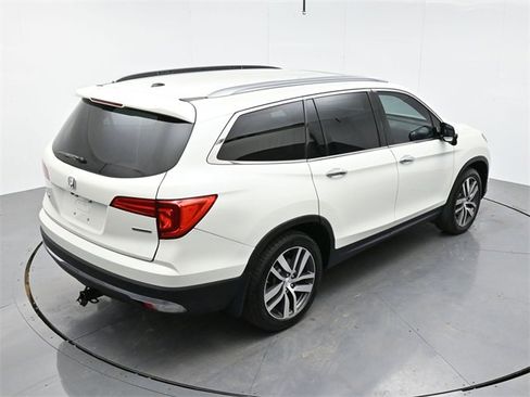 Used 2016 Honda Pilot Touring image 45