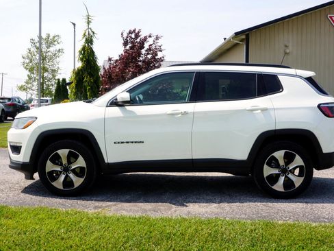 Used 2020 Jeep Compass Latitude image 28