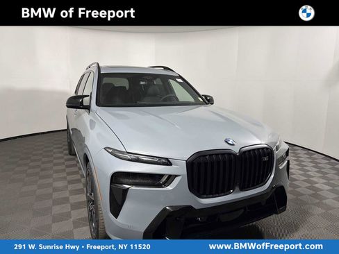 New 2026 BMW X7 M60i image 1