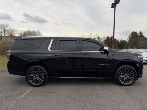 Used 2024 Chevrolet Suburban Premier w/ Max Trailering Package image 9