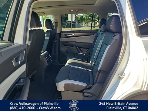 New 2026 Volkswagen Atlas Peak Edition image 50