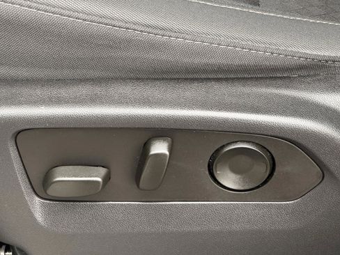 Used 2023 Chevrolet Silverado 1500 Custom Trail Boss w/ LPO, Dark Essentials Package image 25