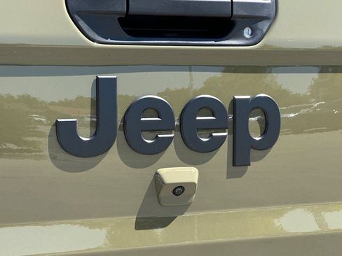 New 2026 Jeep Gladiator Sport AWD/4WD image 26