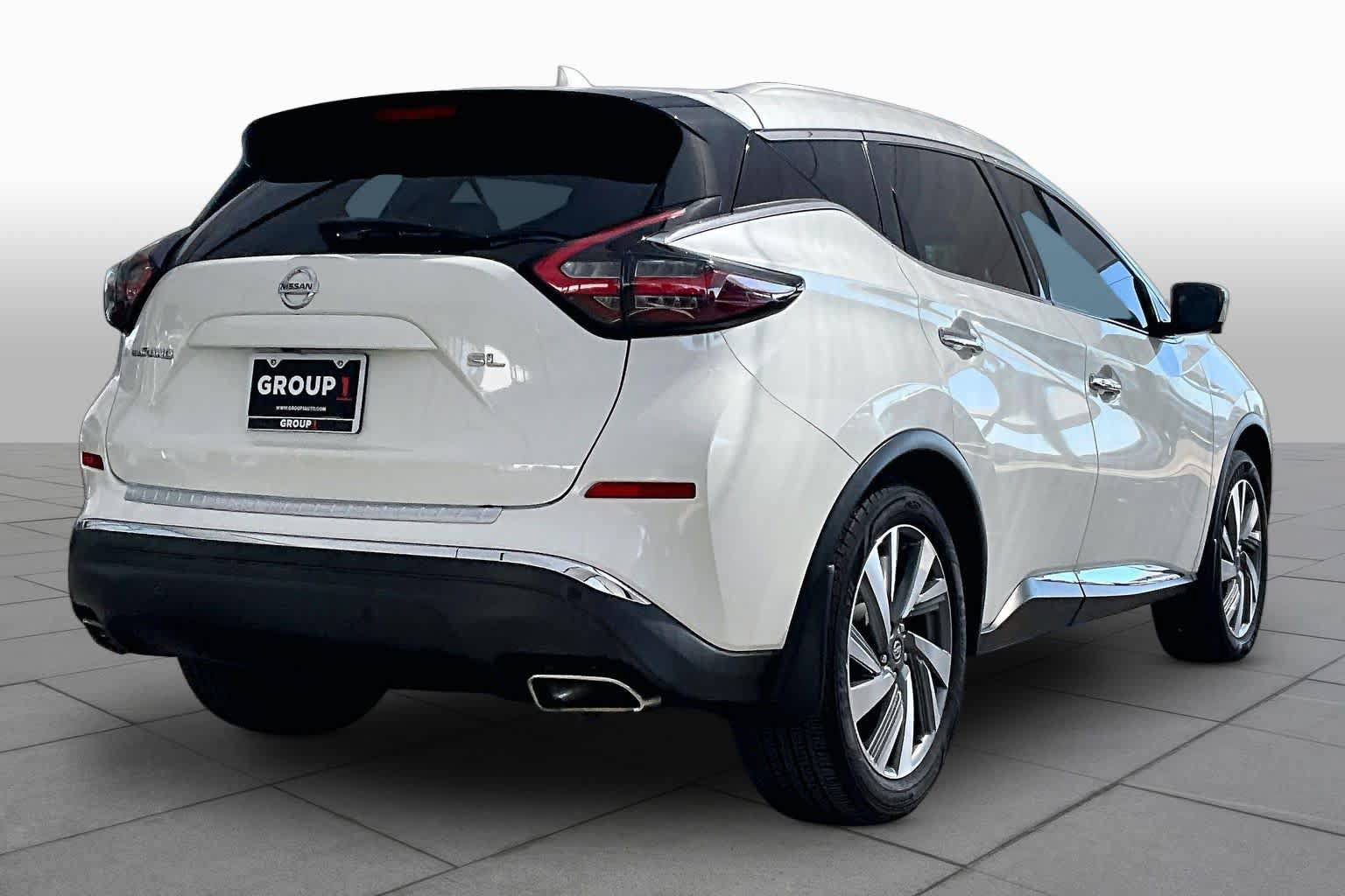 Used 2020 Nissan Murano SL w/ Moonroof Package FWD image 12
