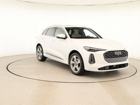 New 2025 Audi Q5 Prestige image 10