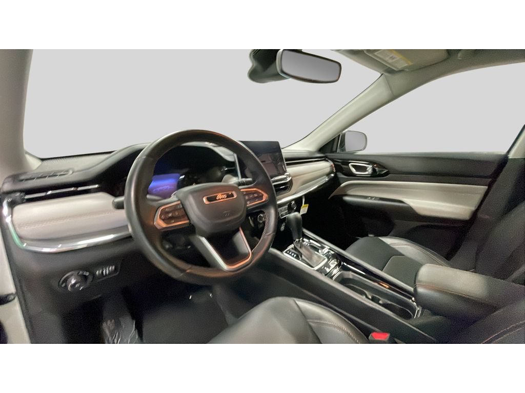 Used 2022 Jeep Compass Limited AWD/4WD image 11
