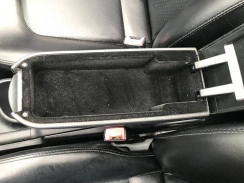 Used 2006 Volkswagen Beetle Convertible w/ Package 1 image 24