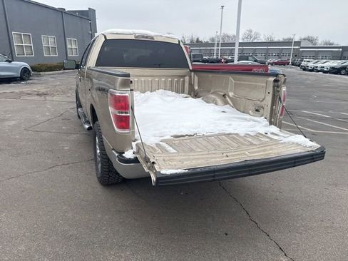 Used 2011 Ford F150 XLT w/ XLT Chrome Pkg image 8