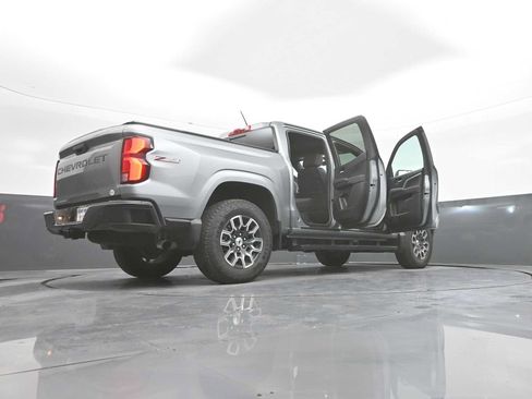 Used 2026 Chevrolet Colorado Z71 w/ Technology Package AWD/4WD image 50