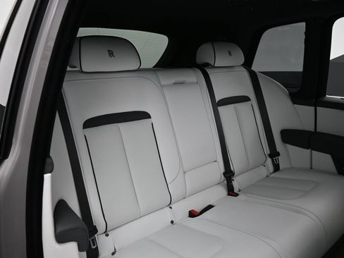 New 2026 Rolls-Royce Cullinan AWD/4WD image 28