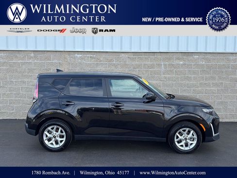 Used 2023 Kia Soul LX w/ Option Group 015 FWD image 1