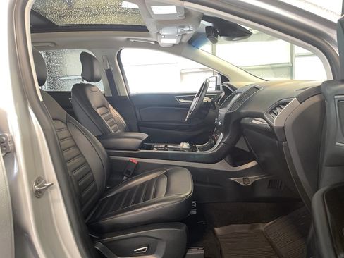 Used 2019 Ford Edge SEL w/ Equipment Group 201A AWD/4WD image 20
