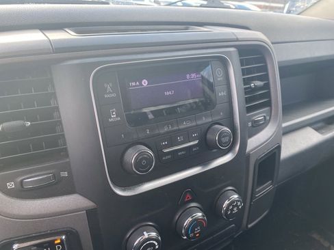 Used 2017 RAM 1500 Express image 12