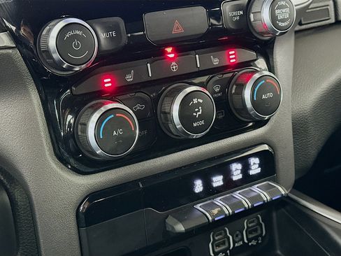 Used 2022 RAM 1500 Big Horn image 23