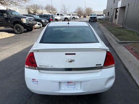 Used 2008 Chevrolet Impala LT w/ Luxury Edition Package image 4