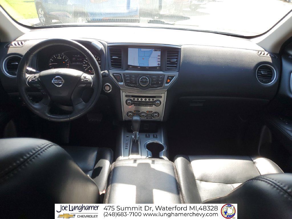 Used 2018 Nissan Pathfinder SL w/ Midnight Edition Package AWD/4WD image 21