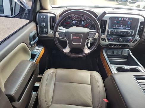 Used 2018 GMC Sierra 1500 SLT AWD/4WD image 10