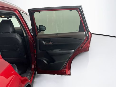 Used 2023 Nissan Rogue SL w/ SL Premium Package FWD image 31