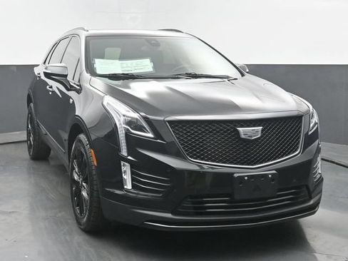 Used 2022 Cadillac XT5 Sportv w/ LPO, ONYX Package AWD/4WD image 8