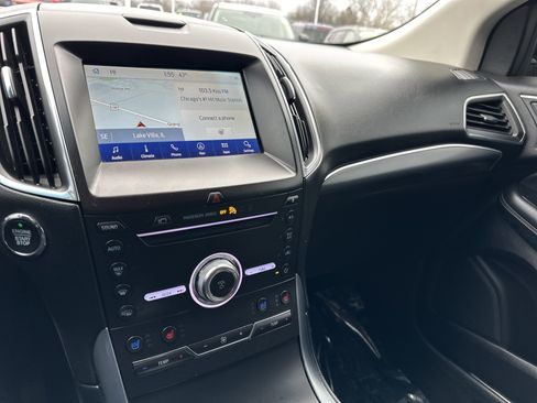 Used 2019 Ford Edge Titanium w/ Equipment Group 301A image 18