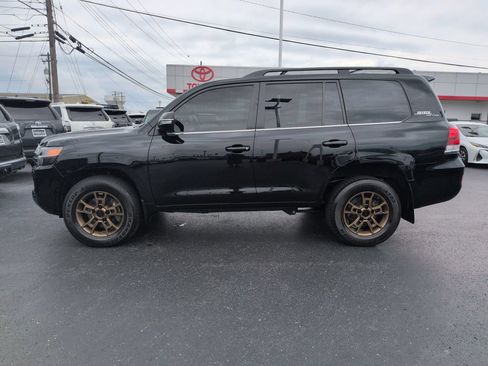 Certified 2020 Toyota Land Cruiser Heritage Edition AWD/4WD image 2
