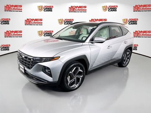 Certified 2024 Hyundai Tucson Limited AWD/4WD image 15