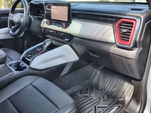 Certified 2024 GMC Canyon AT4X image 29