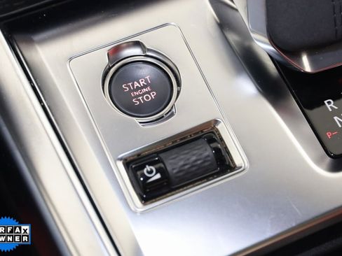 Used 2023 Jaguar XF R-Dynamic SE image 39