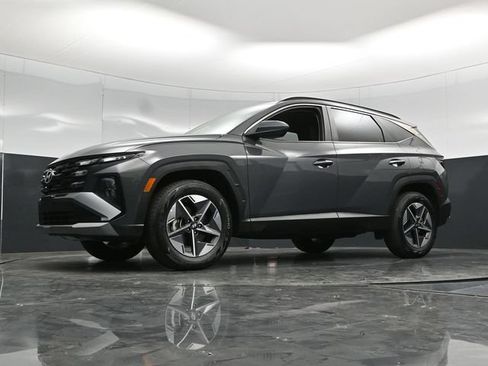 Used 2025 Hyundai Tucson SEL AWD/4WD image 55