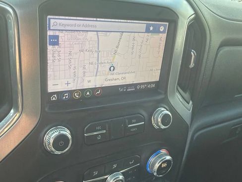 Used 2020 GMC Sierra 1500 SLT w/ SLT Premium Plus Package AWD/4WD image 9