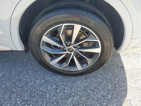 Certified 2023 Audi Q5 2.0T Premium Plus w/ Premium Plus Package image 28