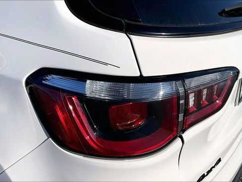 Used 2020 Jeep Compass Sport image 22