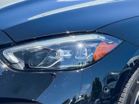 Used 2025 Mercedes-Benz C 300 4MATIC Sedan image 3