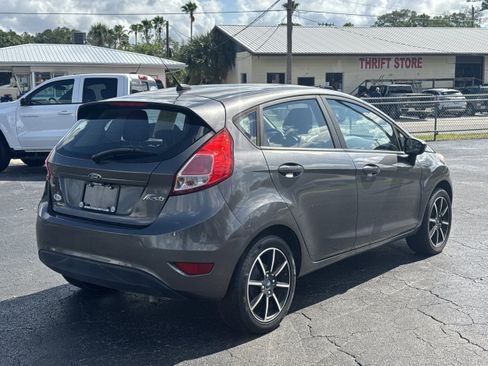 Used 2018 Ford Fiesta SE FWD image 7