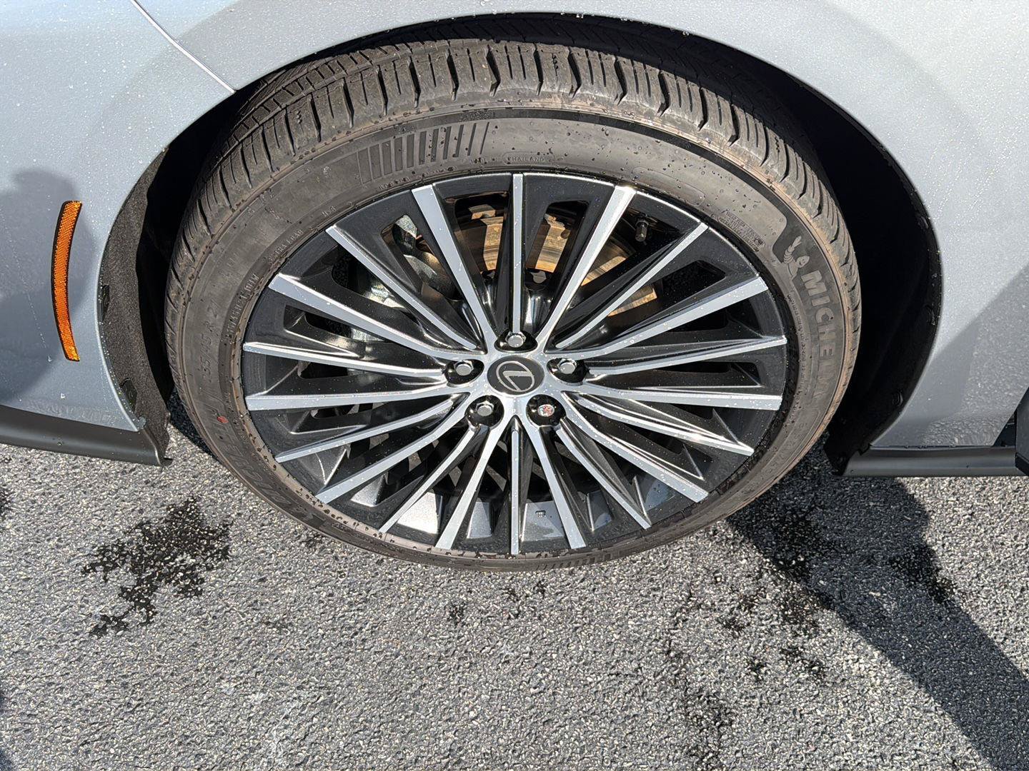 New 2026 Lexus ES 350e w/ Convenience Package FWD image 37