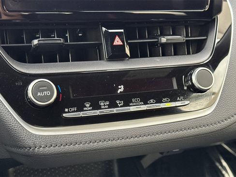 Used 2024 Toyota Corolla SE image 22