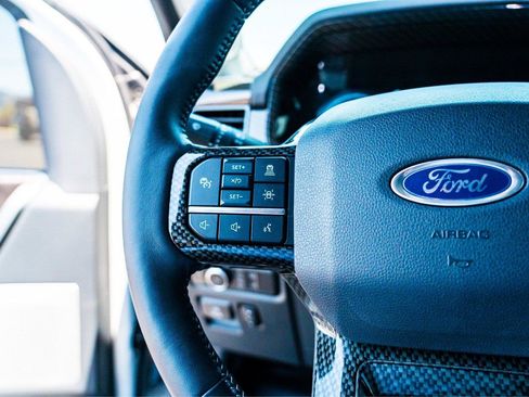 Used 2021 Ford F150 Lariat w/ Equipment Group 502A High AWD/4WD image 15