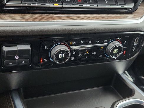 Used 2022 Chevrolet Silverado 1500 RST w/ Convenience Package II image 15