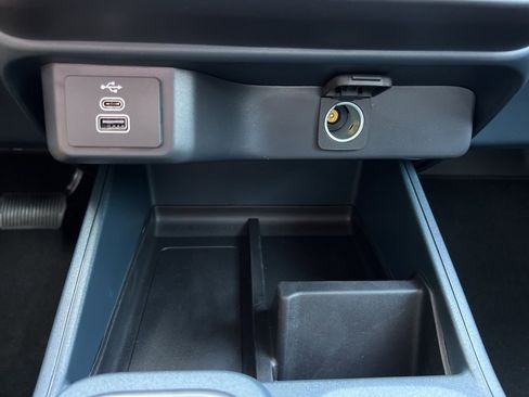 New 2025 Ford Maverick XL image 17